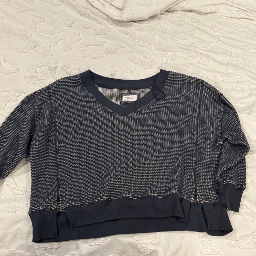American Eagle By Payless Navy and White Crew Neck Sweater
